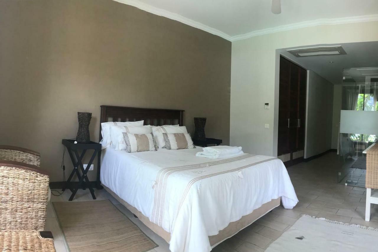150m² 2 slaapkamer, 2 privé badkamer Appartement in Mahé eiland Eden Island Buitenkant foto