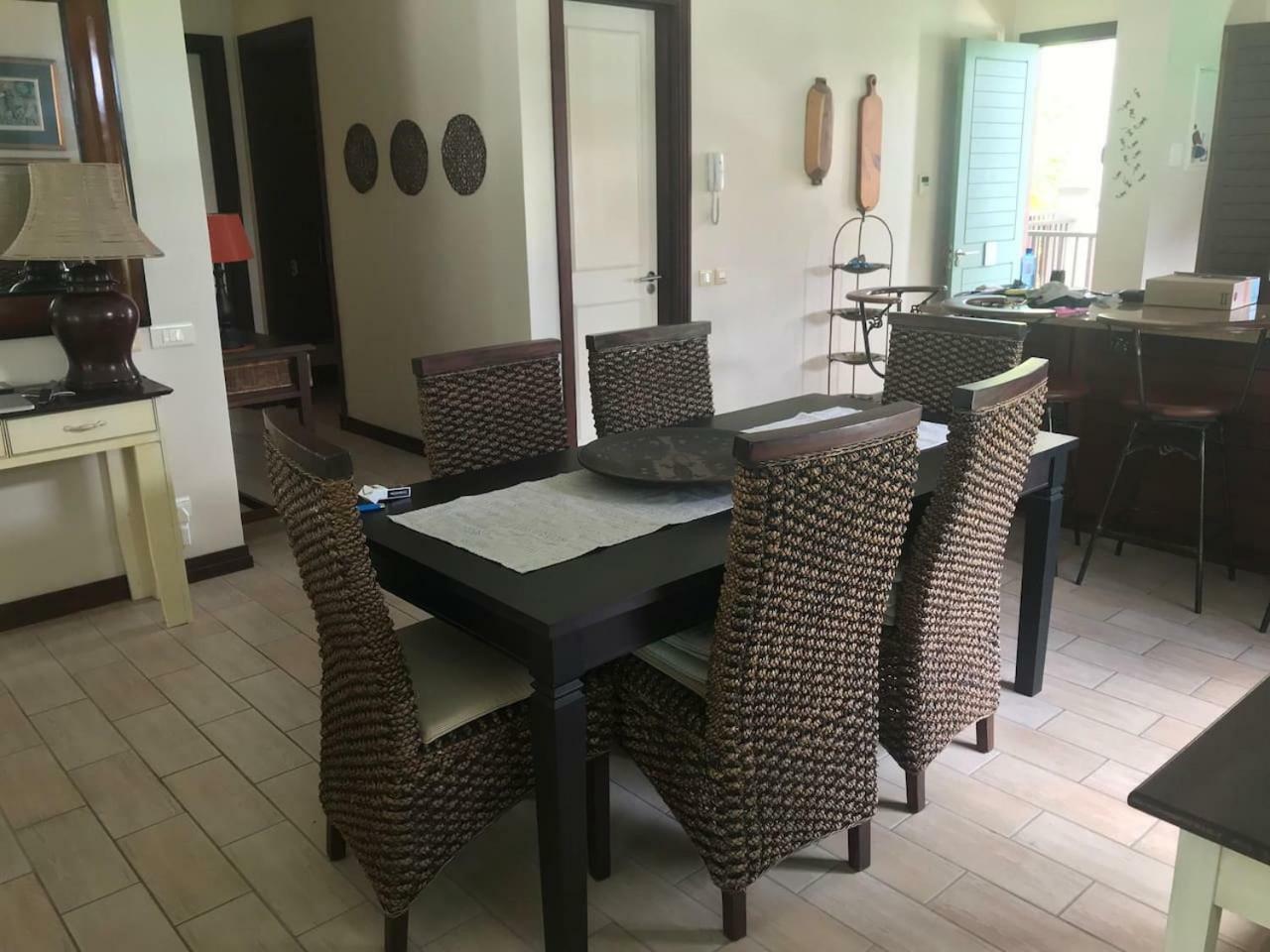 150m² 2 slaapkamer, 2 privé badkamer Appartement in Mahé eiland Eden Island Buitenkant foto